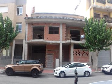 Adossat en venda a Avenida la Mota 67