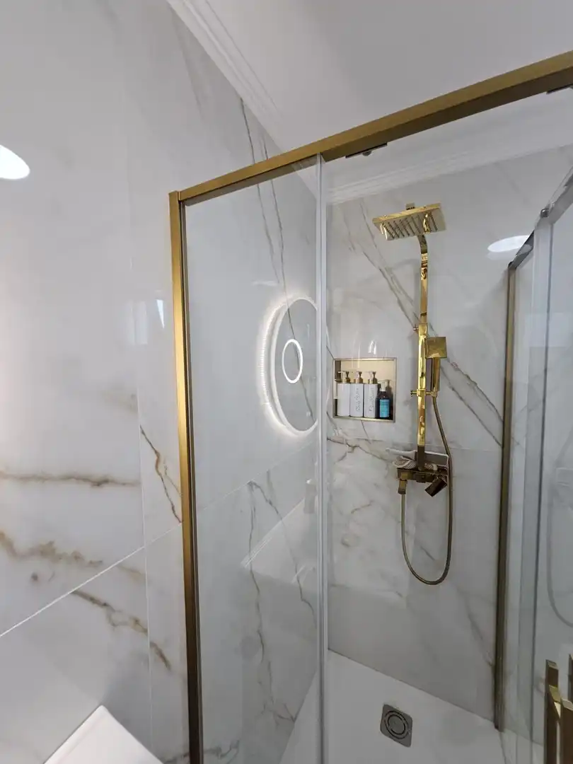 Baño de Finca rústica de alquiler en Estepona con Piscina