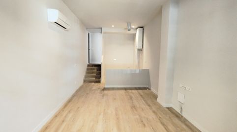 Foto 3 de Dúplex en venta en Calle de Gutierre de Cetina, Pueblo Nuevo, Madrid Capital