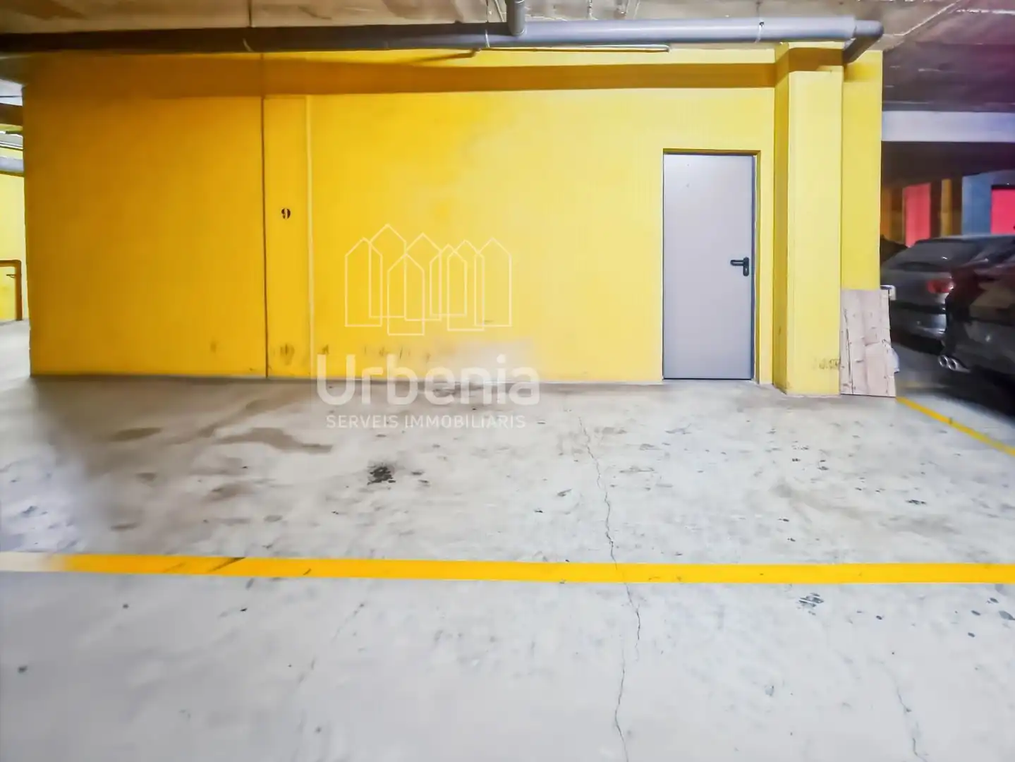 Parkplatz von Wohnung zum Verkauf in Mataró mit Klimaanlage, Terrasse und Abstellraum