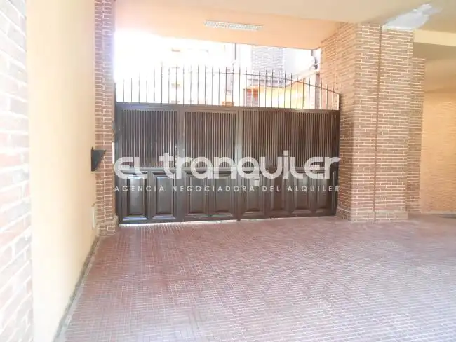 Garden of Flat for rent in Alcalá de Henares  with Air Conditioner, Parquet flooring and Swimming Pool