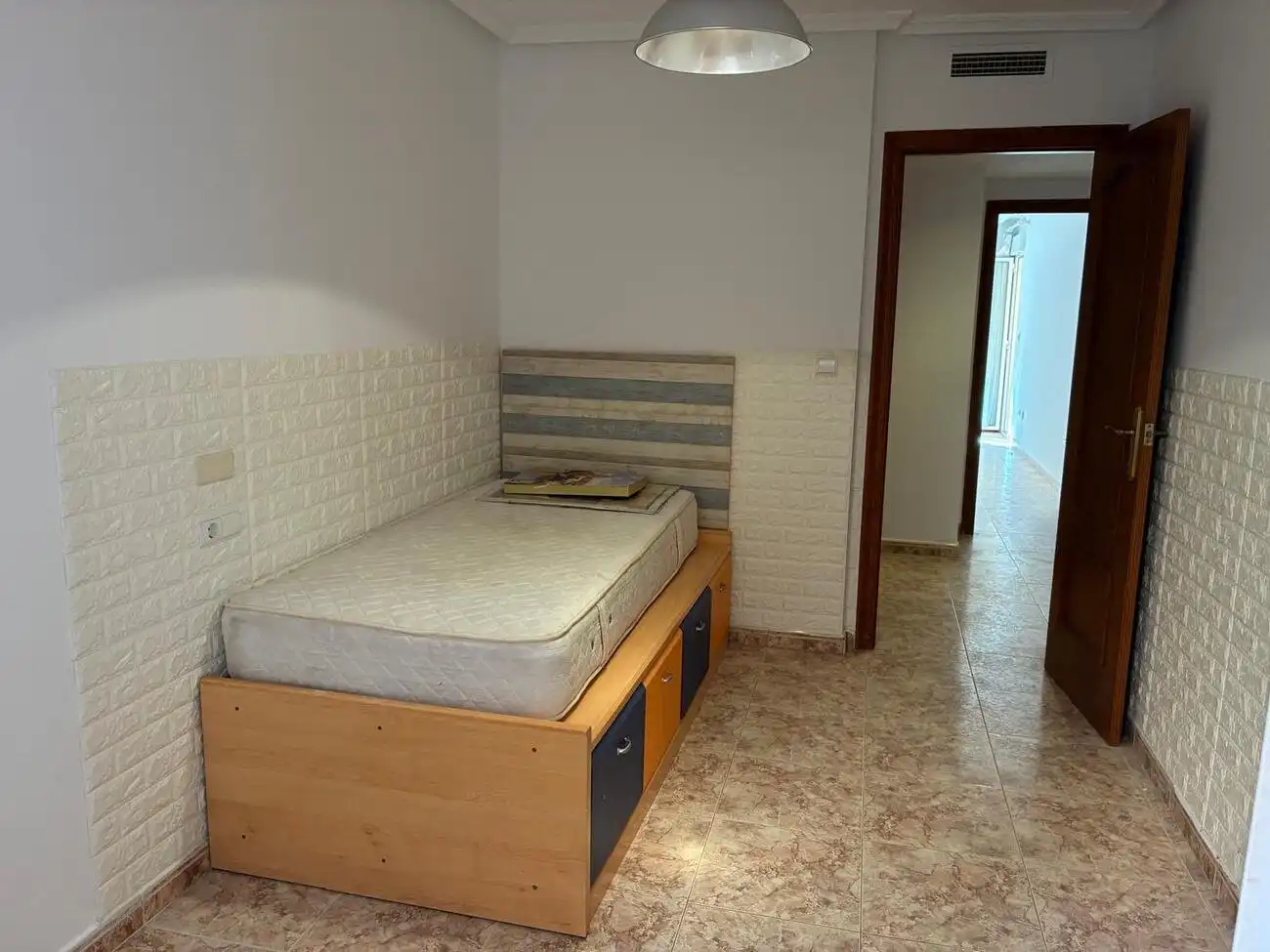 Habitación de Apartamento en venta en Almoradí con Calefacción, Terraza y Amueblado