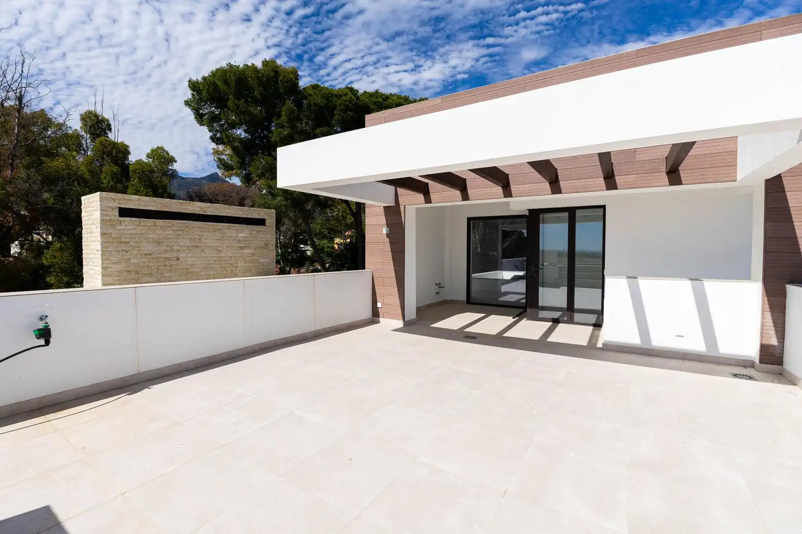 Terraza de Casa o chalet en venta en Marbella con Aire acondicionado, Jardín privado y Terraza