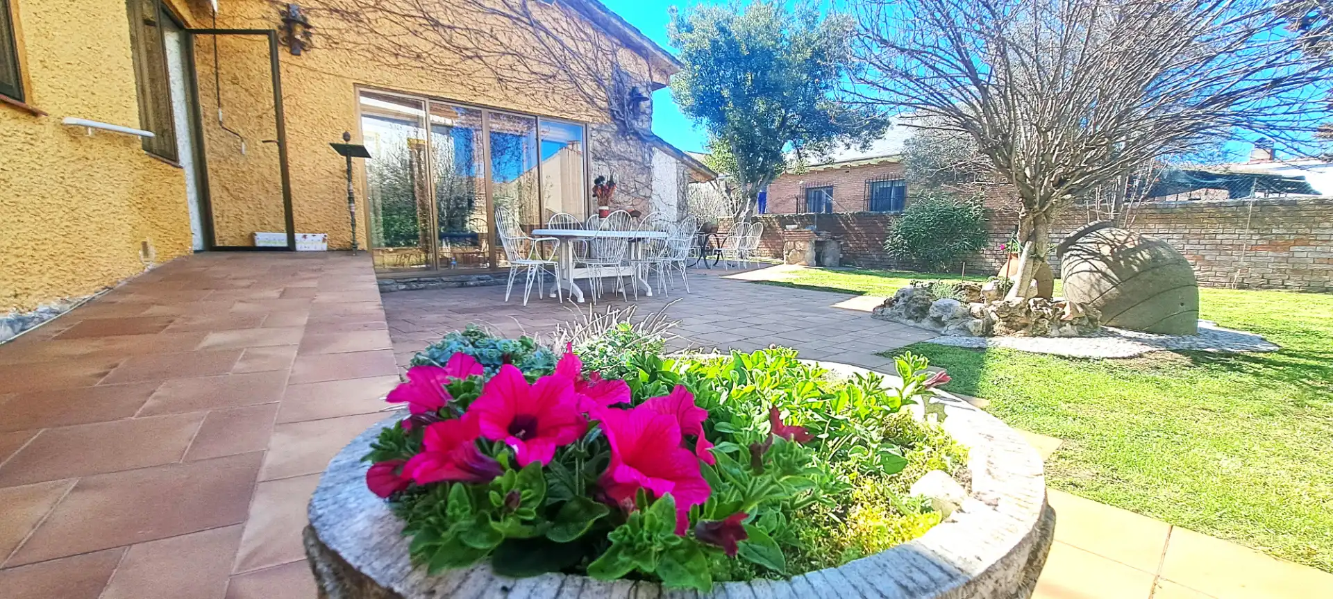 Terrassa de Casa o xalet en venda en Talamanca de Jarama amb Calefacció, Jardí privat i Forn