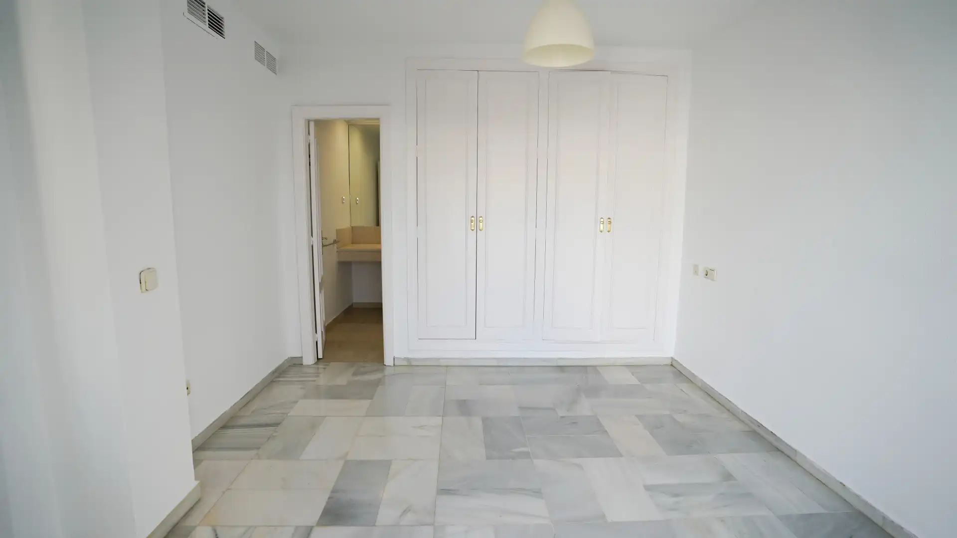Ático con piscina en venta en Marbella Centro, imagen 19