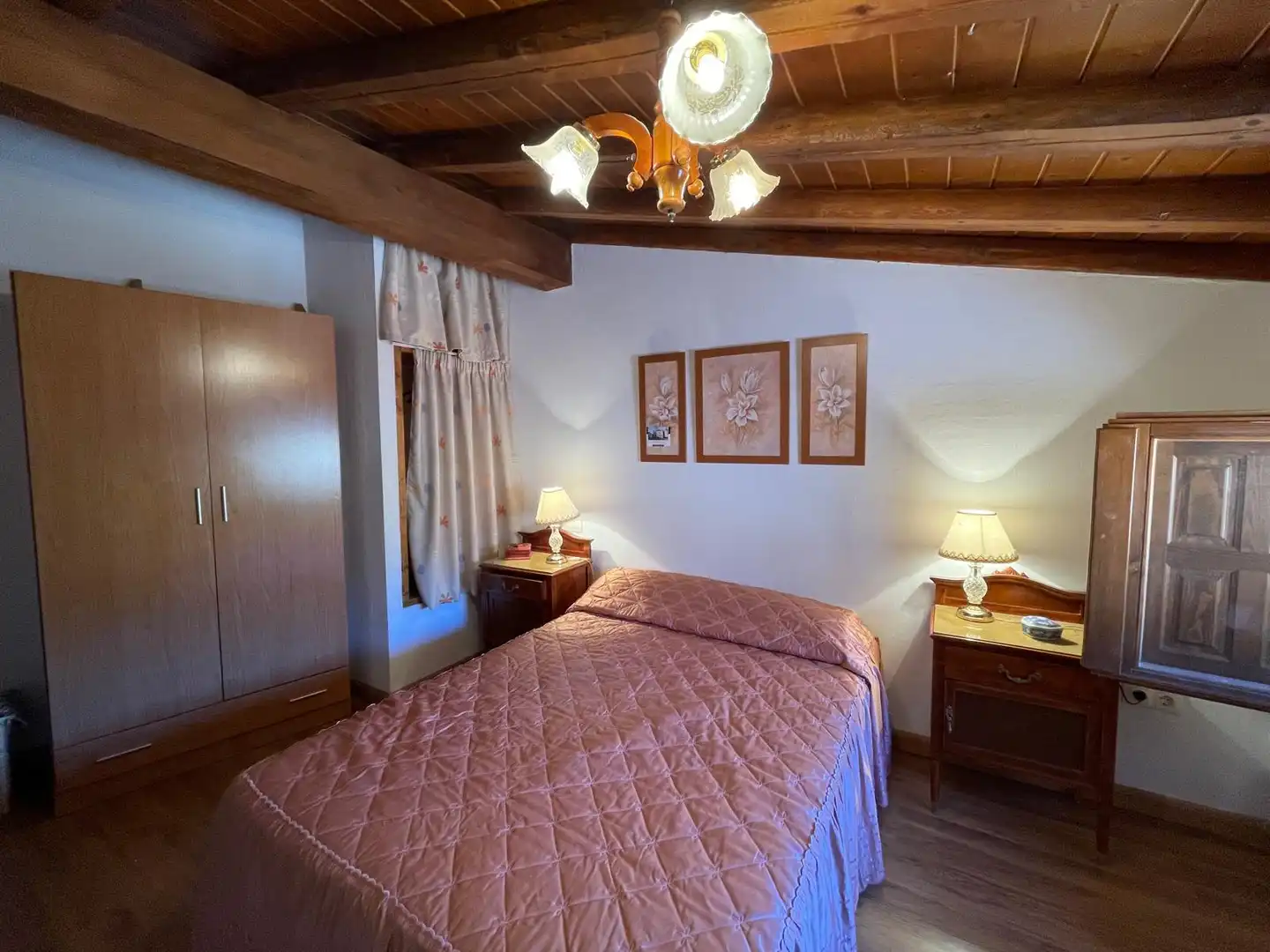 Habitación de Finca rústica en venta en Montejo de Tiermes con Parquet, Terraza y Horno