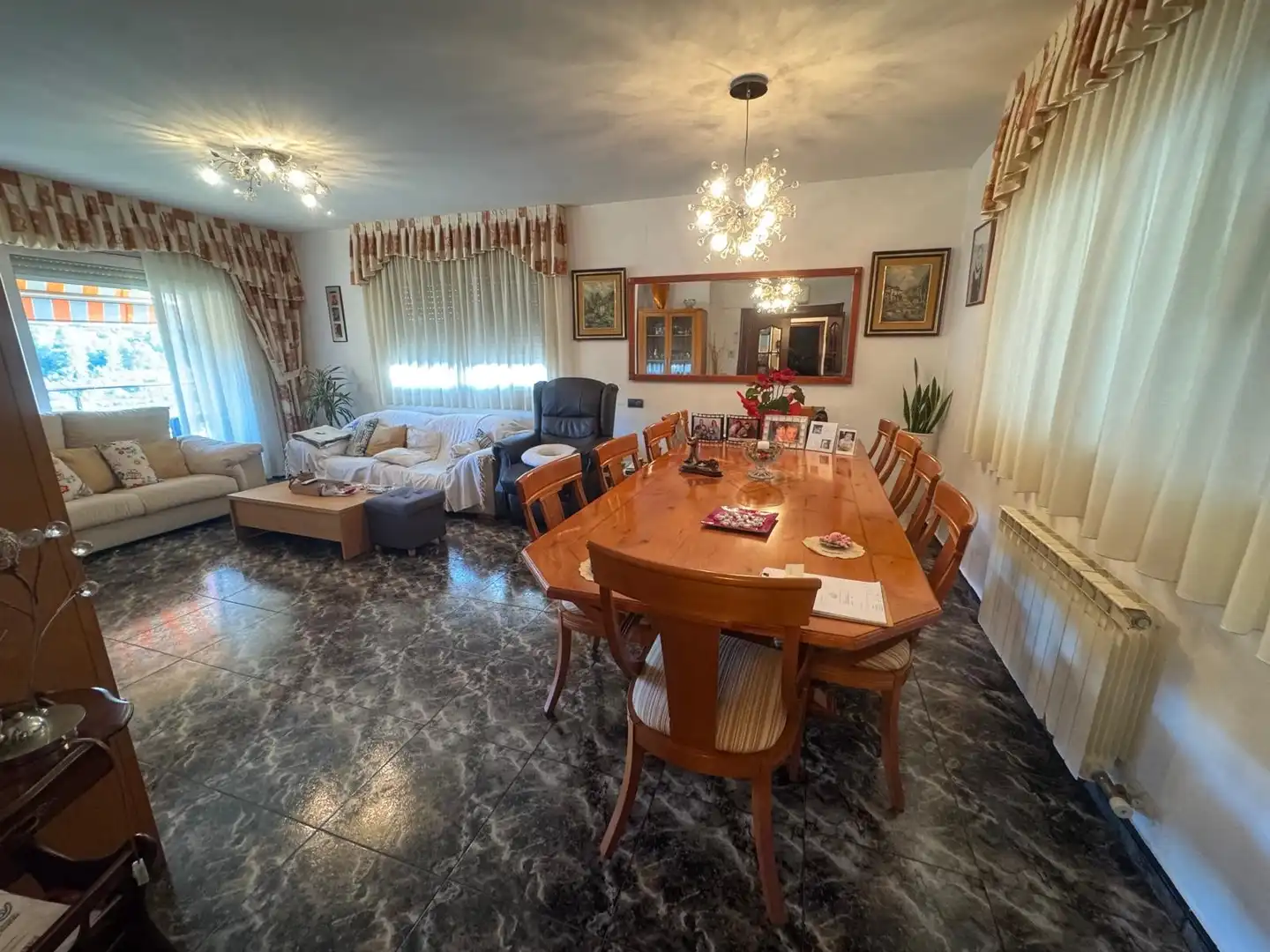 Comedor de Casa o chalet en venta en Corbera de Llobregat con Calefacción, Jardín privado y Terraza