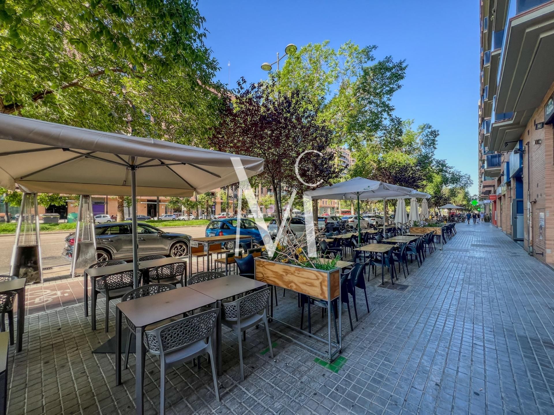 Terraza de Local de alquiler en  Valencia Capital