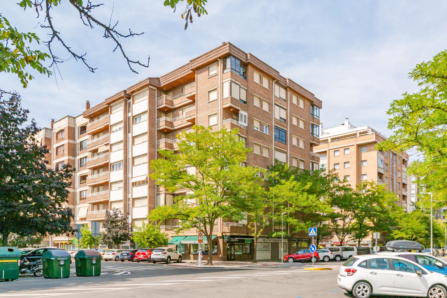Vista exterior de Piso en venta en  Pamplona / Iruña con Calefacción, Jardín privado y Parquet