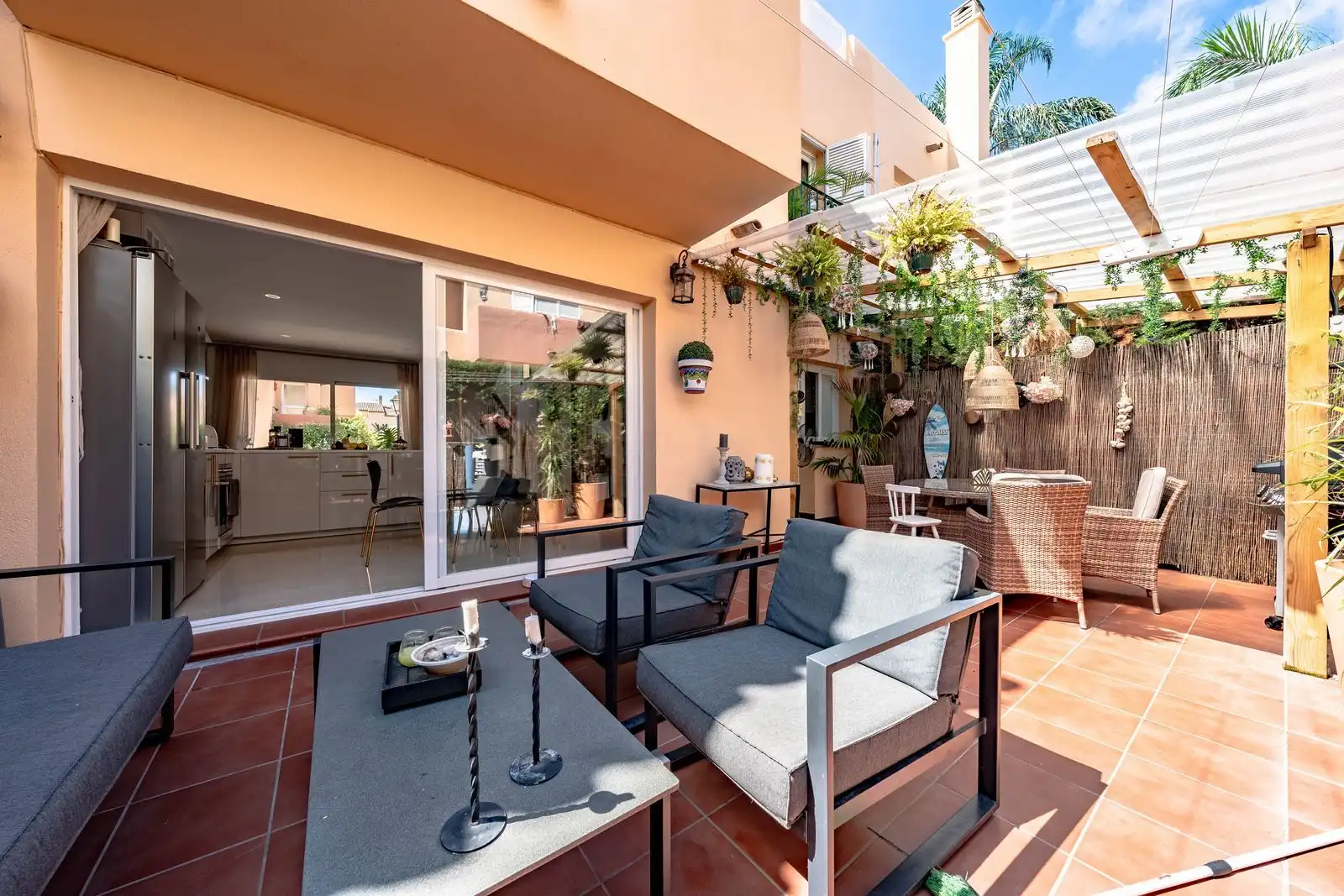 Terraza de Casa adosada en venta en Marbella con Aire acondicionado, Amueblado y Internet