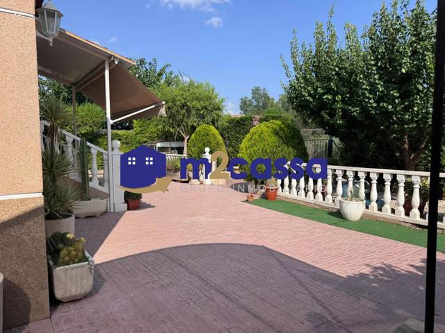 Casa-chalet en Venta en Cazalla