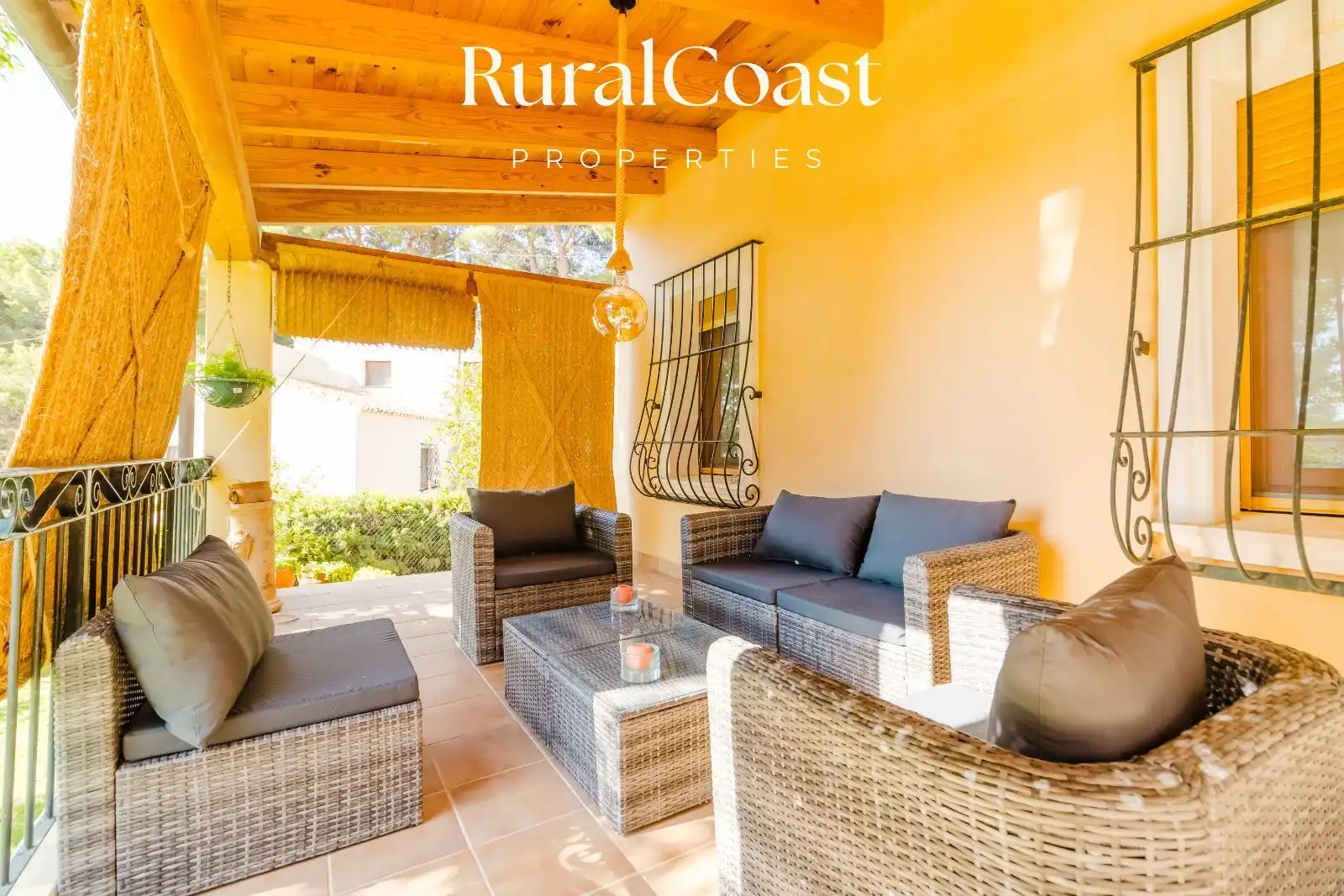 Vista exterior de Casa o chalet en venta en Tibi con Aire acondicionado, Calefacción y Jardín privado