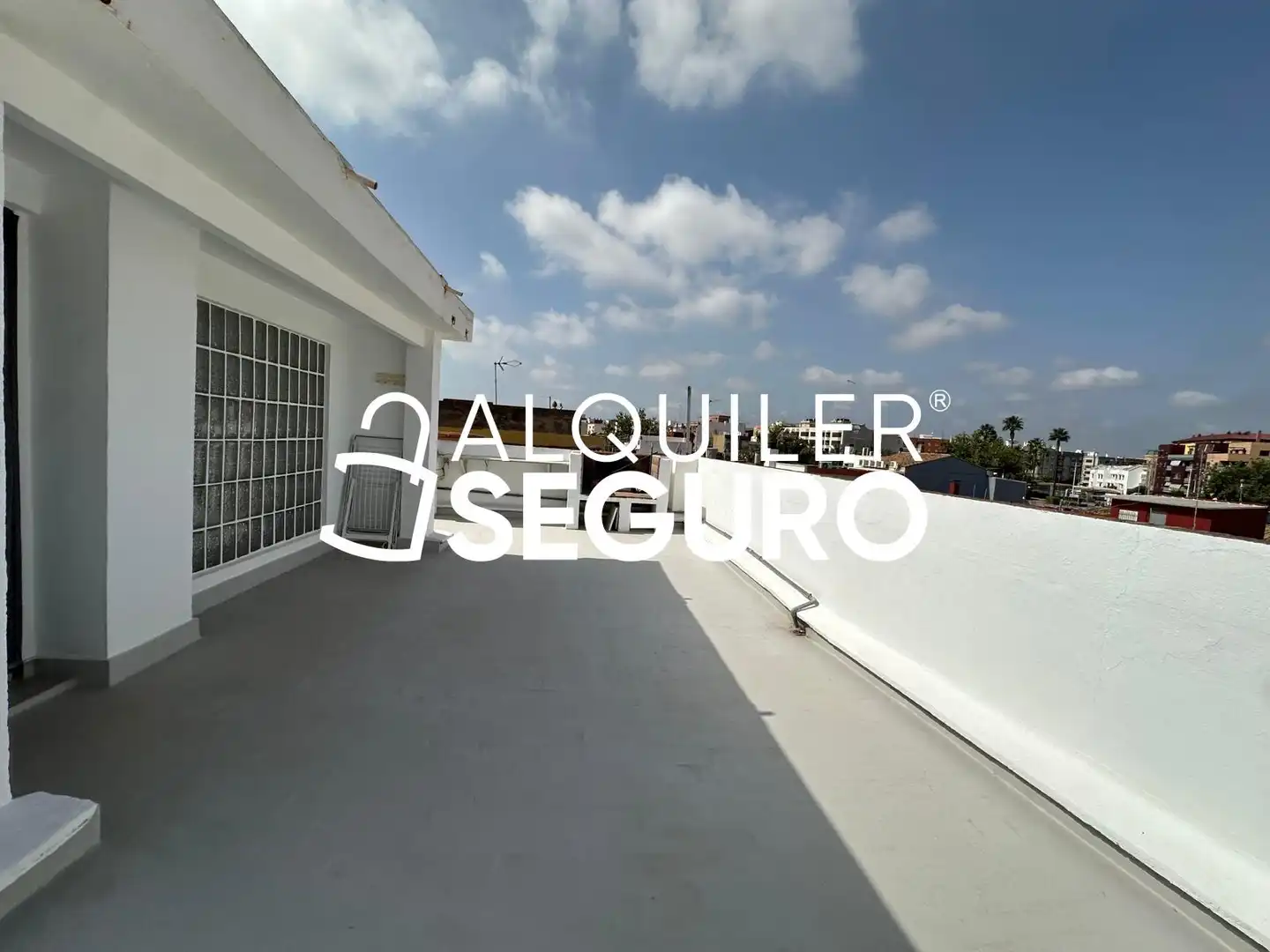Vista exterior de Casa o xalet de lloguer en Massanassa amb Aire condicionat