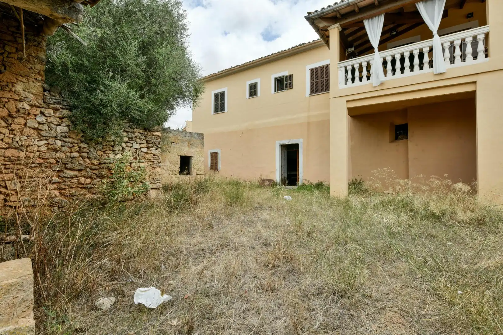 Vista exterior de Planta baixa en venda en Sencelles amb Jardí privat