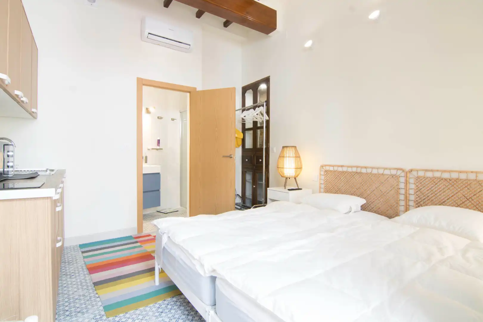 Schlafzimmer von Einfamilien-Reihenhaus zum Verkauf in Calpe / Calp mit Klimaanlage, Terrasse und Abstellraum