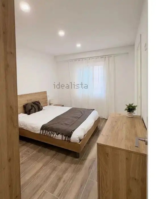 Flat for sale in Avenida Rosalía de Castro