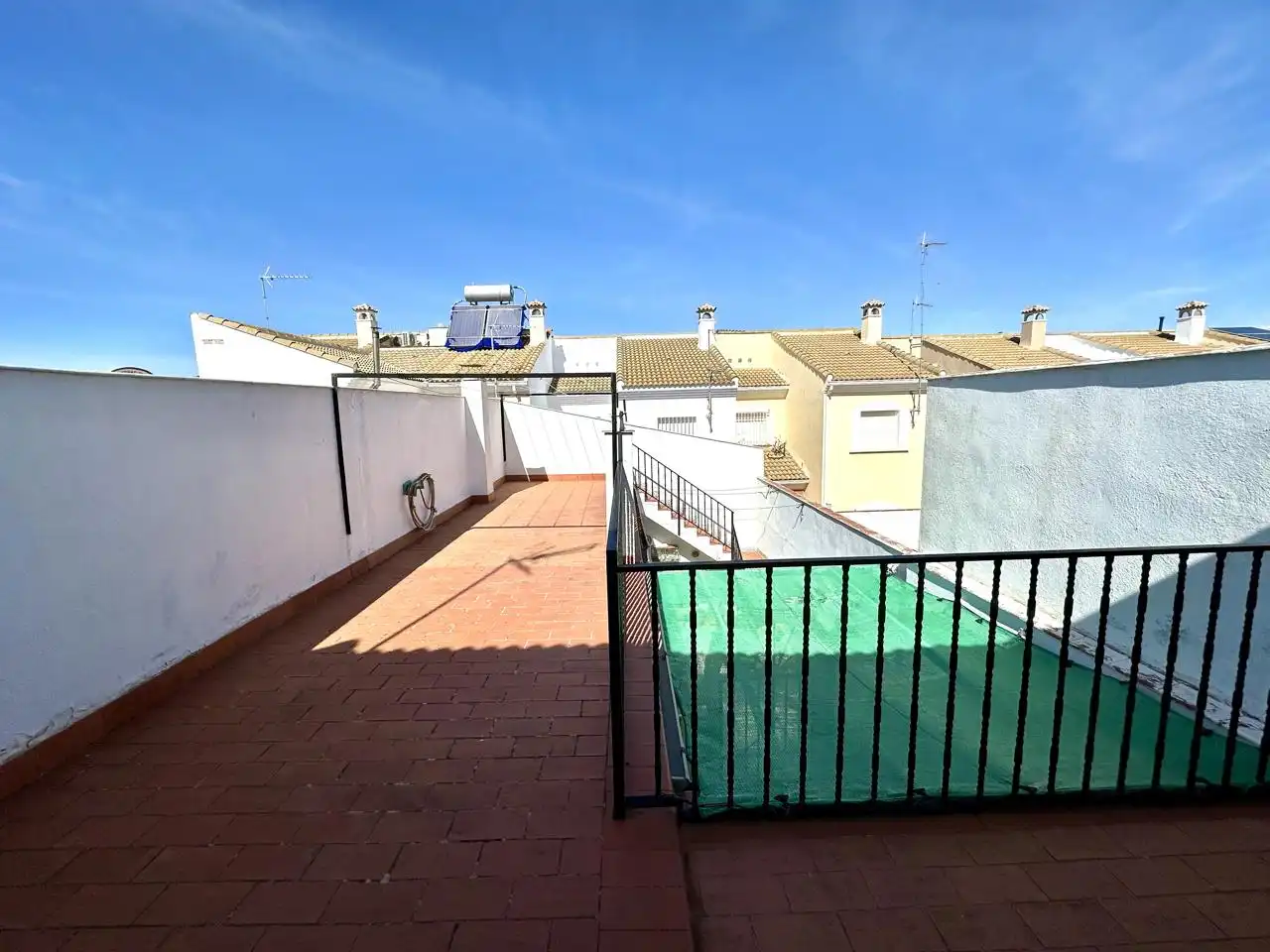 Terrassa de Casa adosada en venda en Sierra de Yeguas amb Aire condicionat, Jardí privat i Terrassa