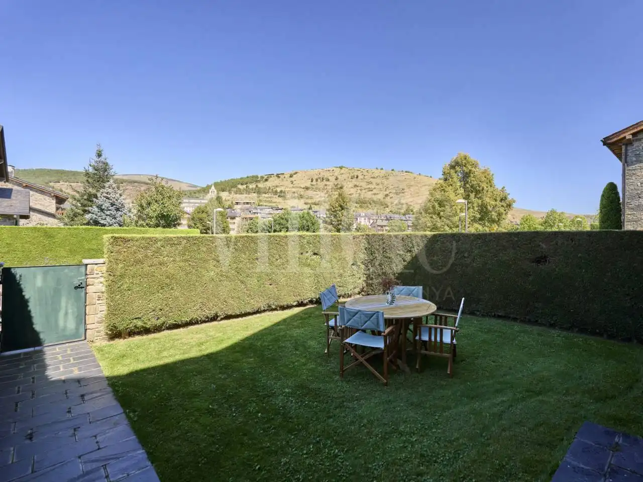 Reihenhaus mit Pool zum Verkauf in Calle DE L´ESPORT, imagen 2