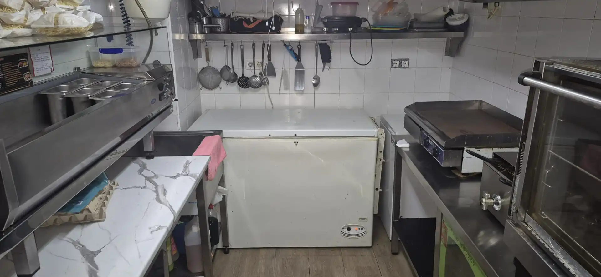 Kitchen of Commercial properties for sale in El Portil  with Air Conditioner, Furnished and Internet