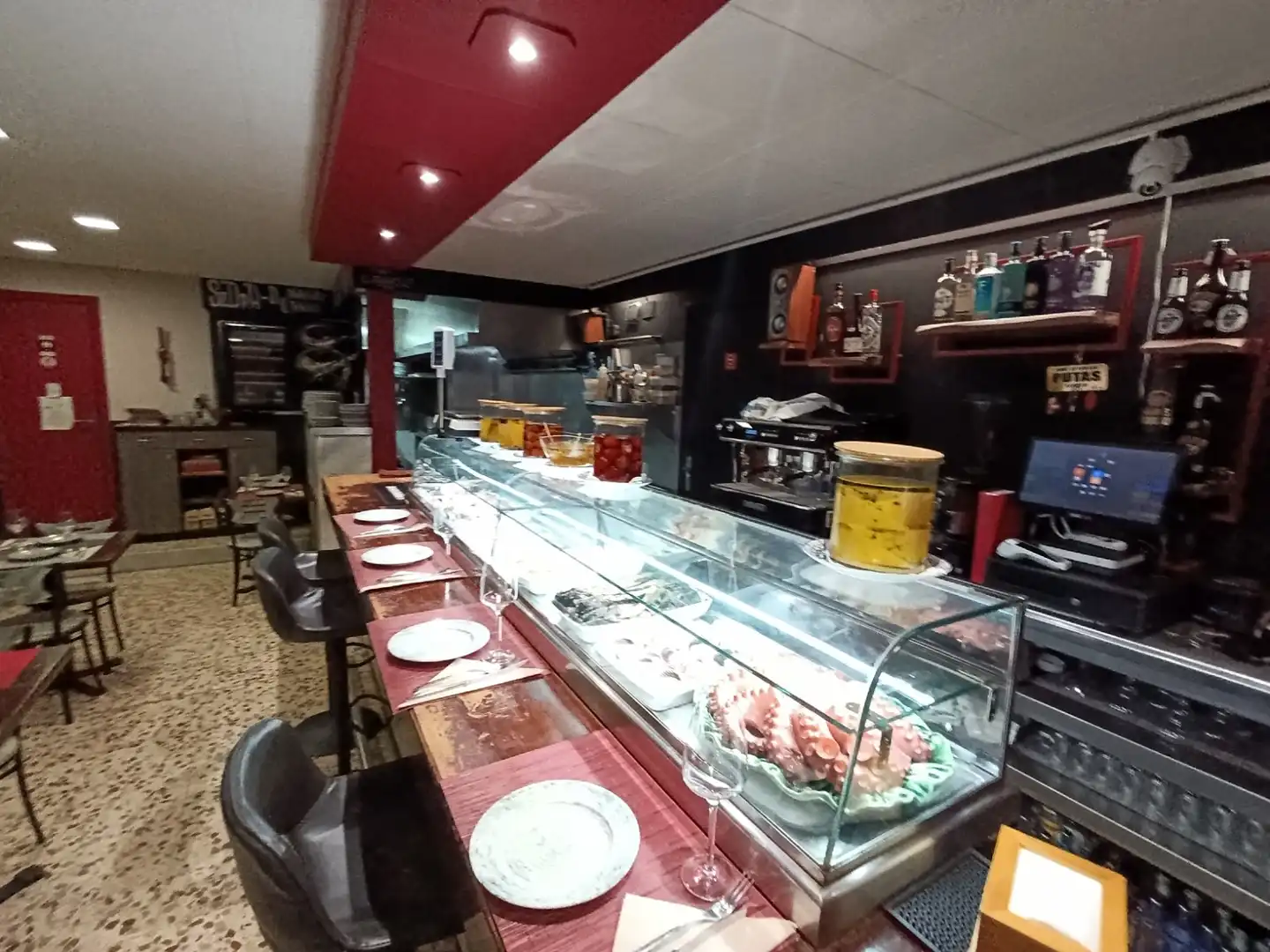 Local en traspaso en Barcelona con Aire acondicionado, Terraza y Amueblado