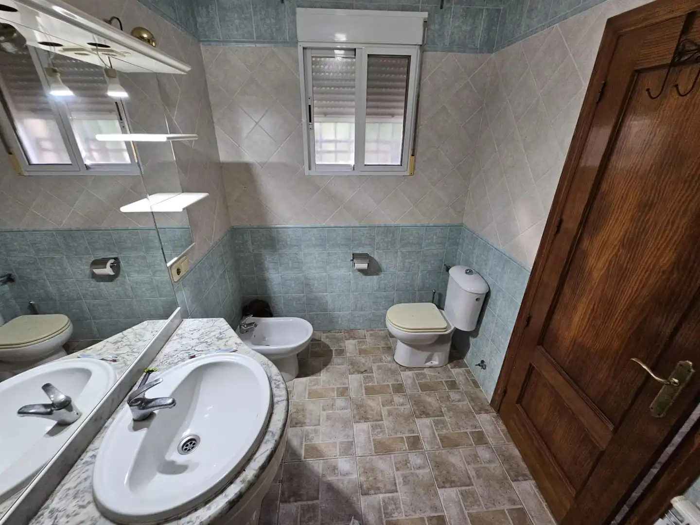 Baño de Casa o chalet en venta en Chiva con Calefacción, Jardín privado y Terraza