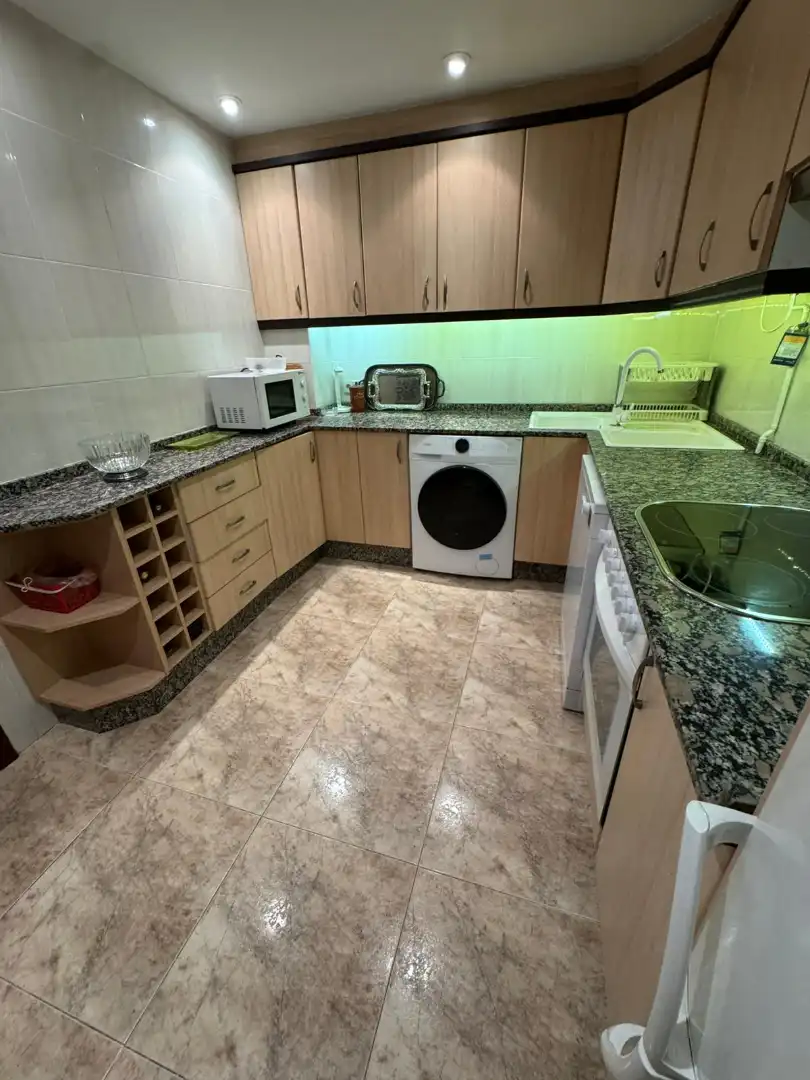 Flat with lift to rent in Extramurs, imagen 5
