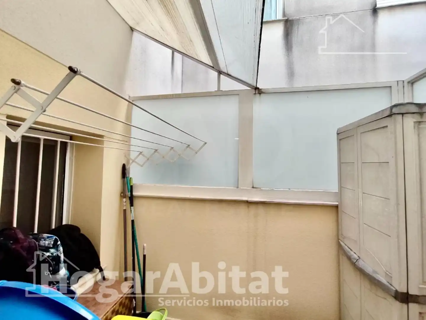 Adossat amb terrassa en venda a Calle Amèrica, imagen 35