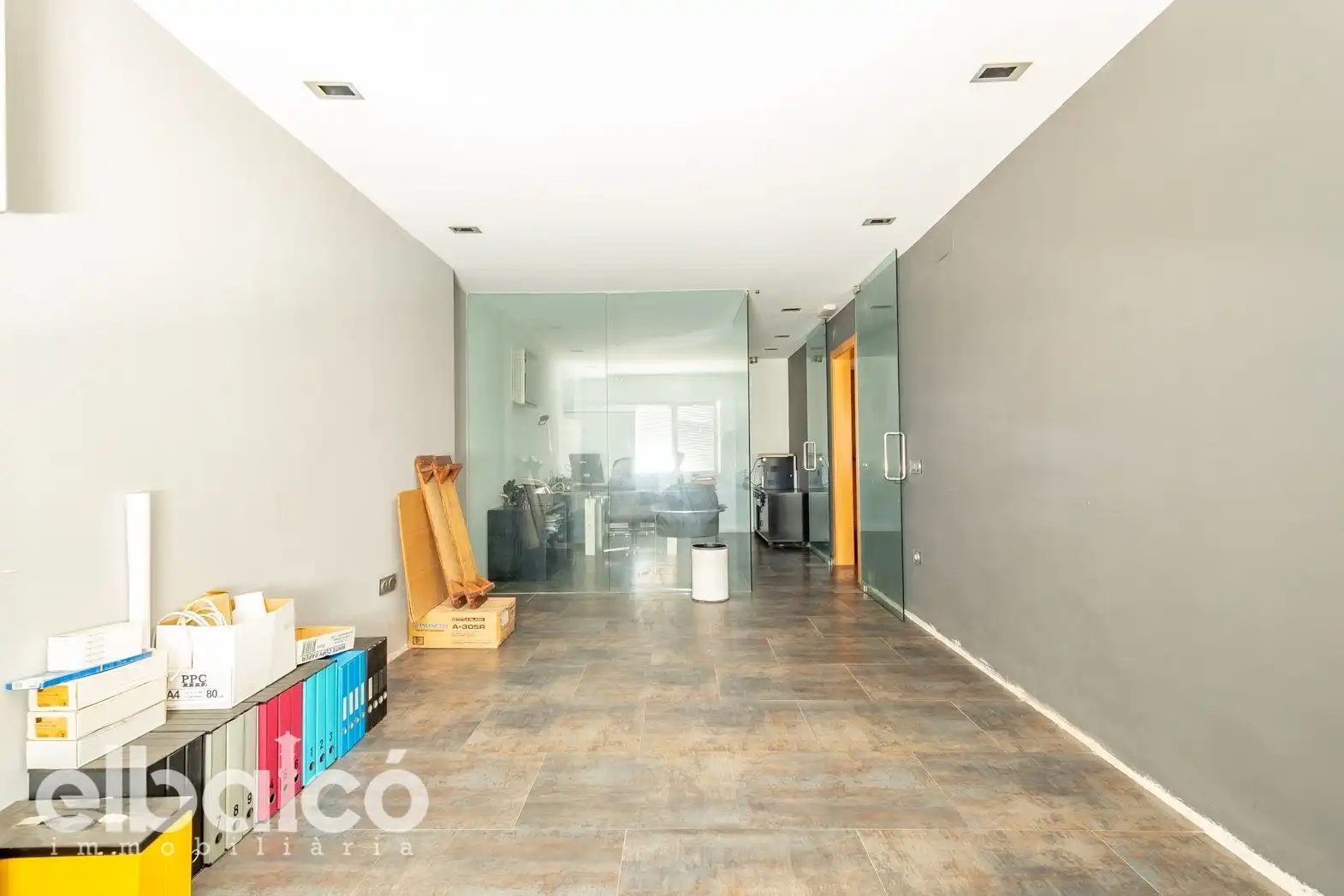 Büro zum Verkauf in Cambrils mit Klimaanlage, Heizung und Terrasse