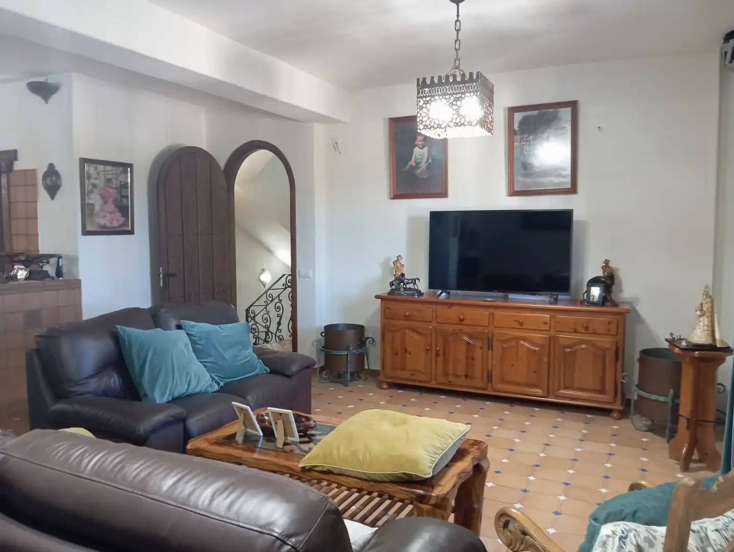 Living room of Houses for sale in La Algaba  with Air Conditioner, Heating and Private garden