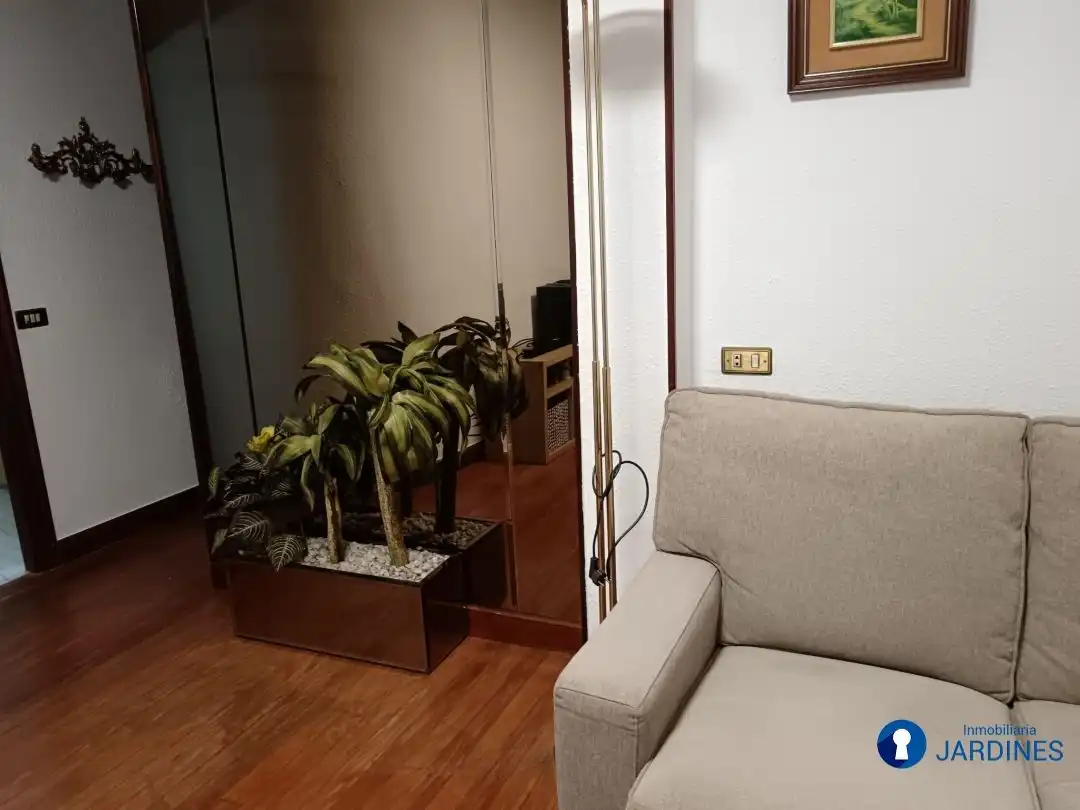 Living room of Flat for rent in Bilbao   with Heating