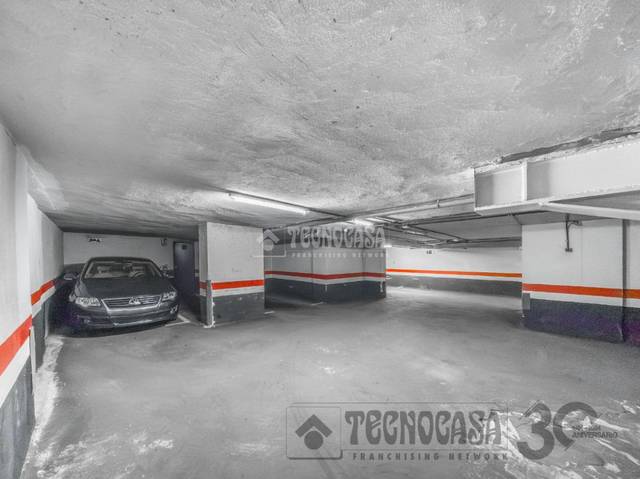 Garaje en Venta en Ríos Rosas - Nuevos Ministerios