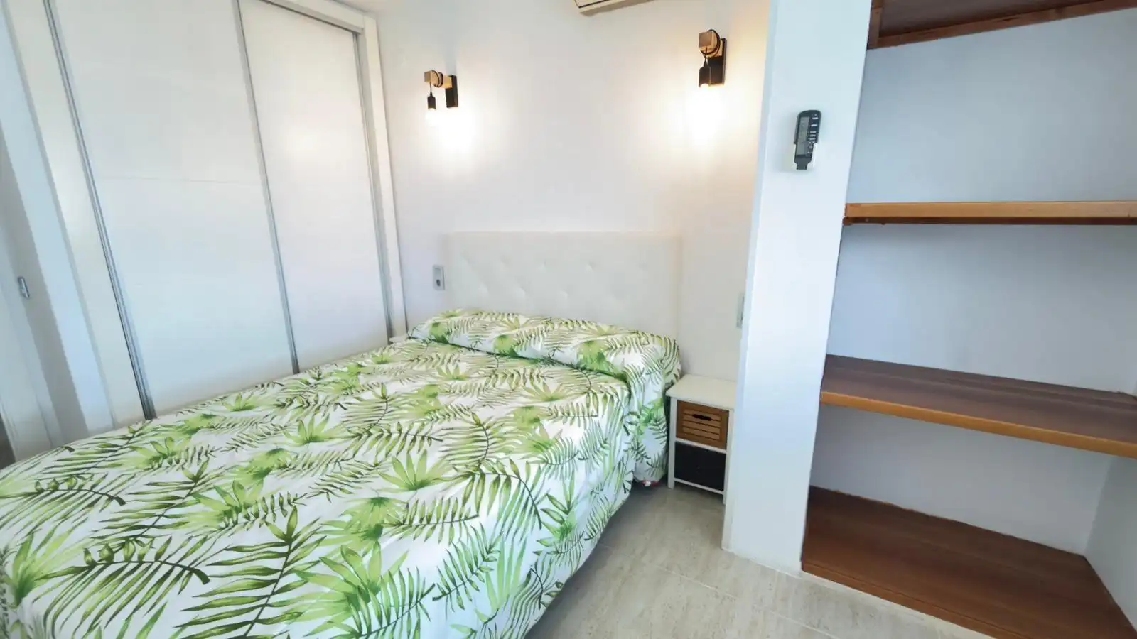 Schlafzimmer von Wohnung zum Verkauf in Alicante / Alacant mit Klimaanlage, Heizung und Privatgarten