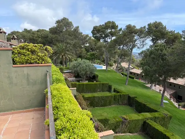 Jardín de Casa adosada de alquiler en Palafrugell con Amueblado, Balcón y Piscina comunitaria