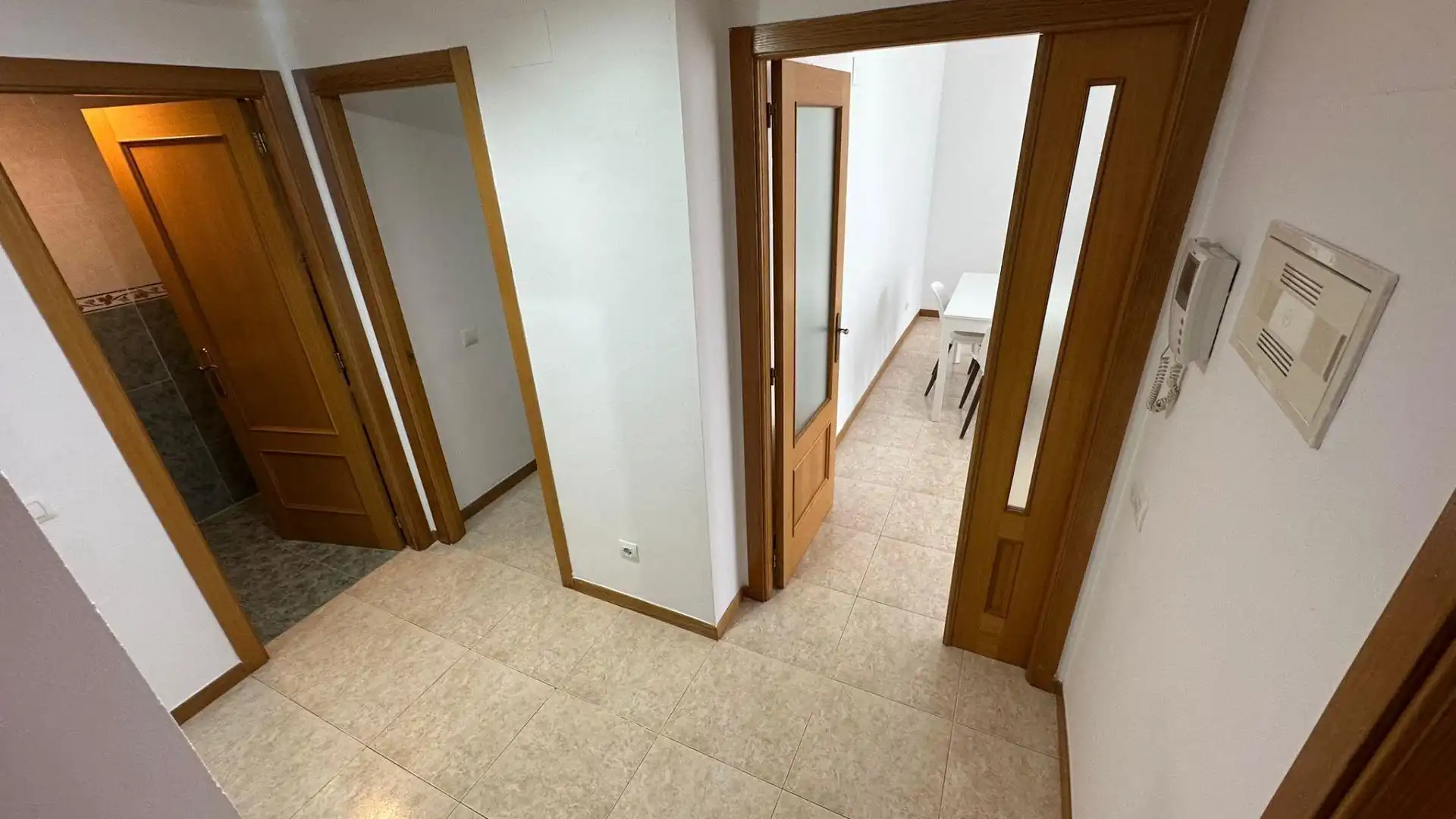 Apartamento de alquiler en Castellón de la Plana / Castelló de la Plana con Aire acondicionado, Calefacción y Amueblado