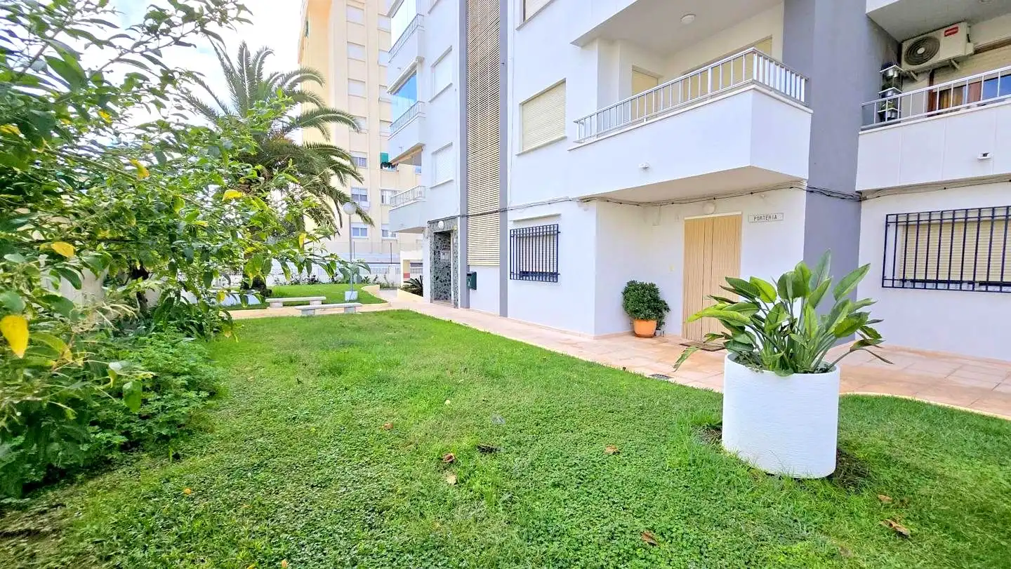 Apartments for rent in De La Rioja, 129, Playa de Gandia