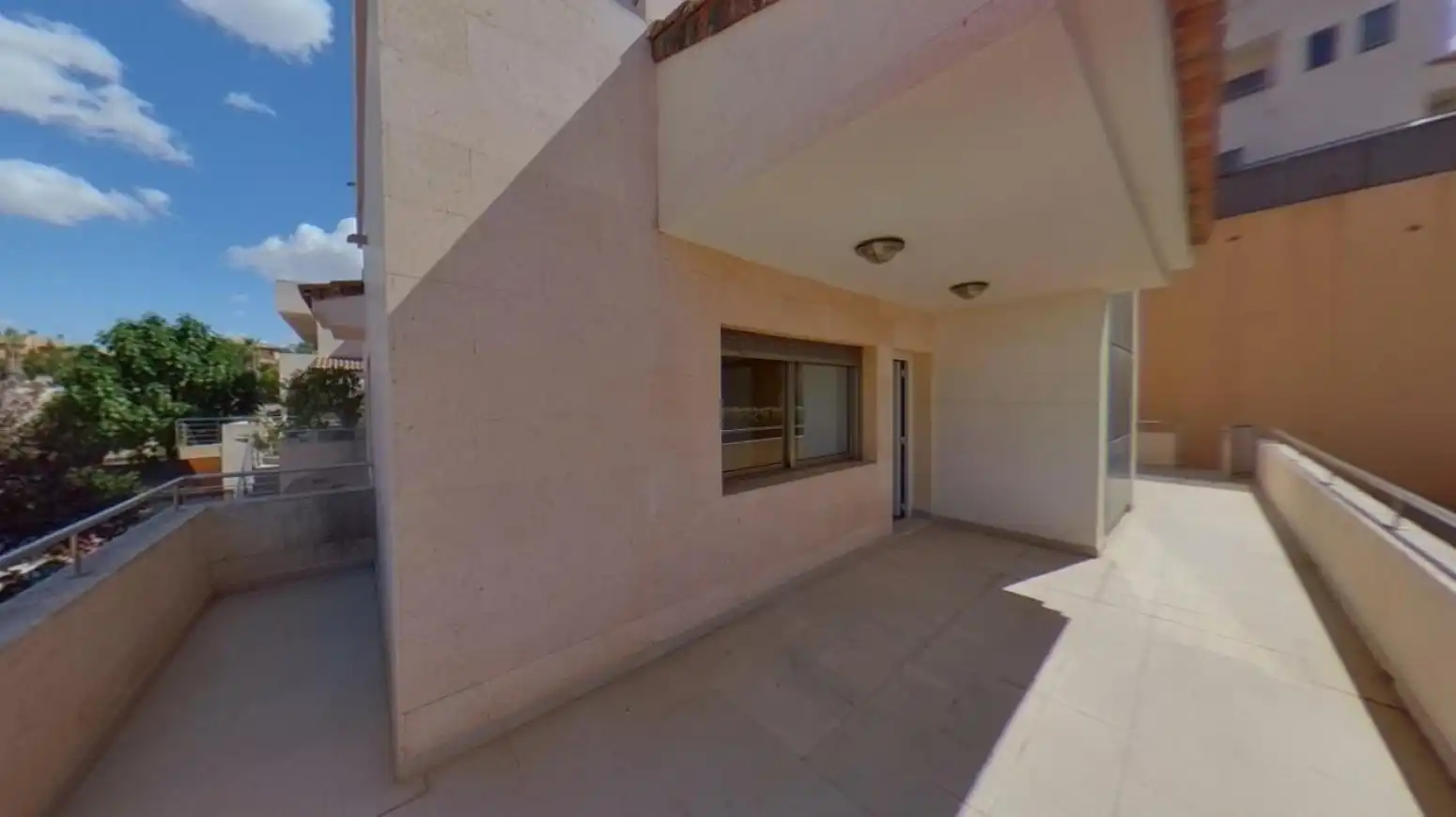 Vista exterior de Casa o chalet en venta en Molina de Segura con Balcón