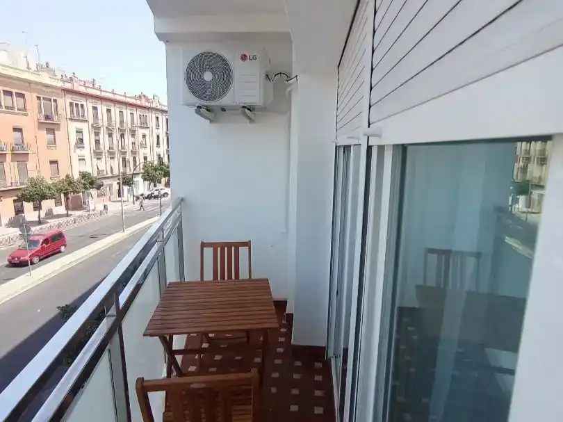 Terrasse von Wohnung zur Miete in  Córdoba Capital mit Klimaanlage und Balkon