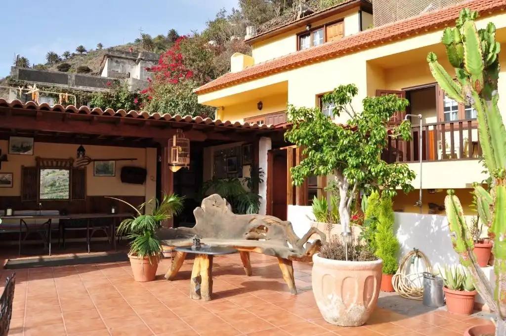 Terrace of Buildings for sale in Hermigua