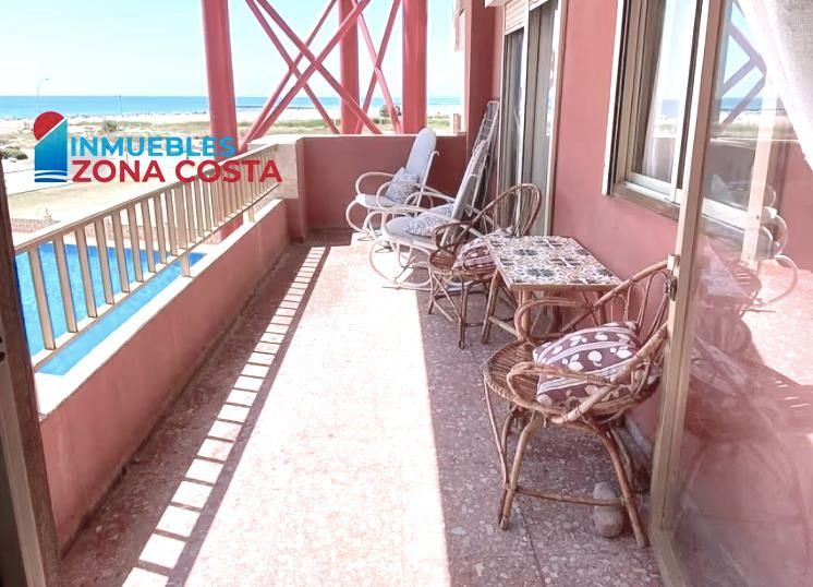 Terraza de Apartamento en venta en La Pobla de Farnals con Terraza, Lavadora y Piscina comunitaria