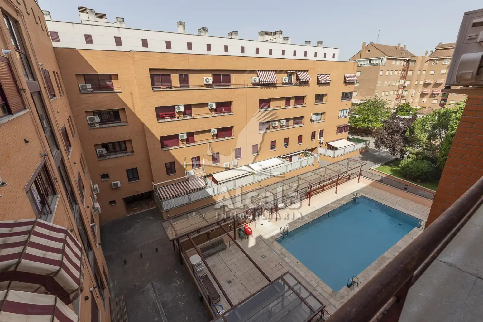Piscina de Pis en venda en Alcalá de Henares amb Calefacció, Traster i Piscina