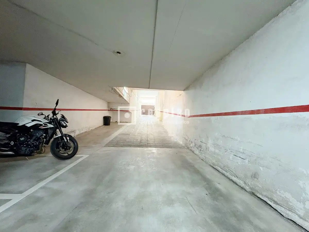Parkplatz von Garage zum Verkauf in Málaga