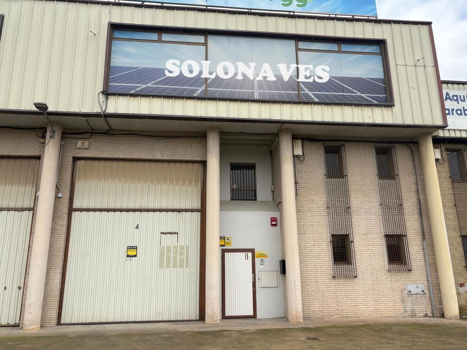 Vista exterior de Nau industrial de lloguer en La Puebla de Alfindén