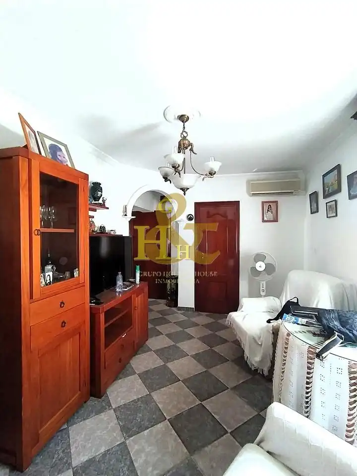 Wohnzimmer von Erdgeschoss zum Verkauf in Sanlúcar de Barrameda mit Klimaanlage und Abstellraum