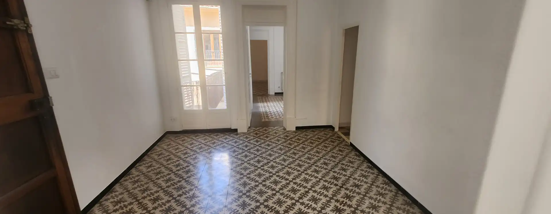 Flat for rent in  Palma de Mallorca  with Air Conditioner, Heating and Balcony
