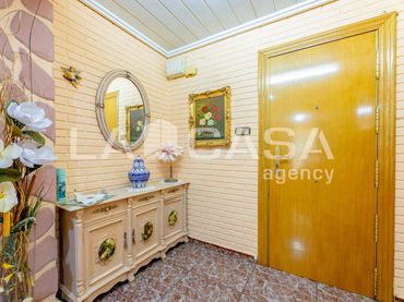 Flat with balcony for sale in Calle POETA MAS Y ROS
