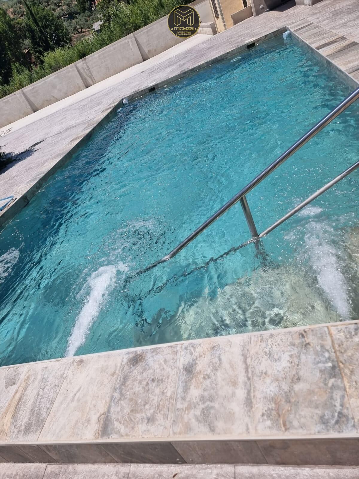Piscina de Casa o chalet en venta en  Jaén Capital con Aire acondicionado, Calefacción y Trastero