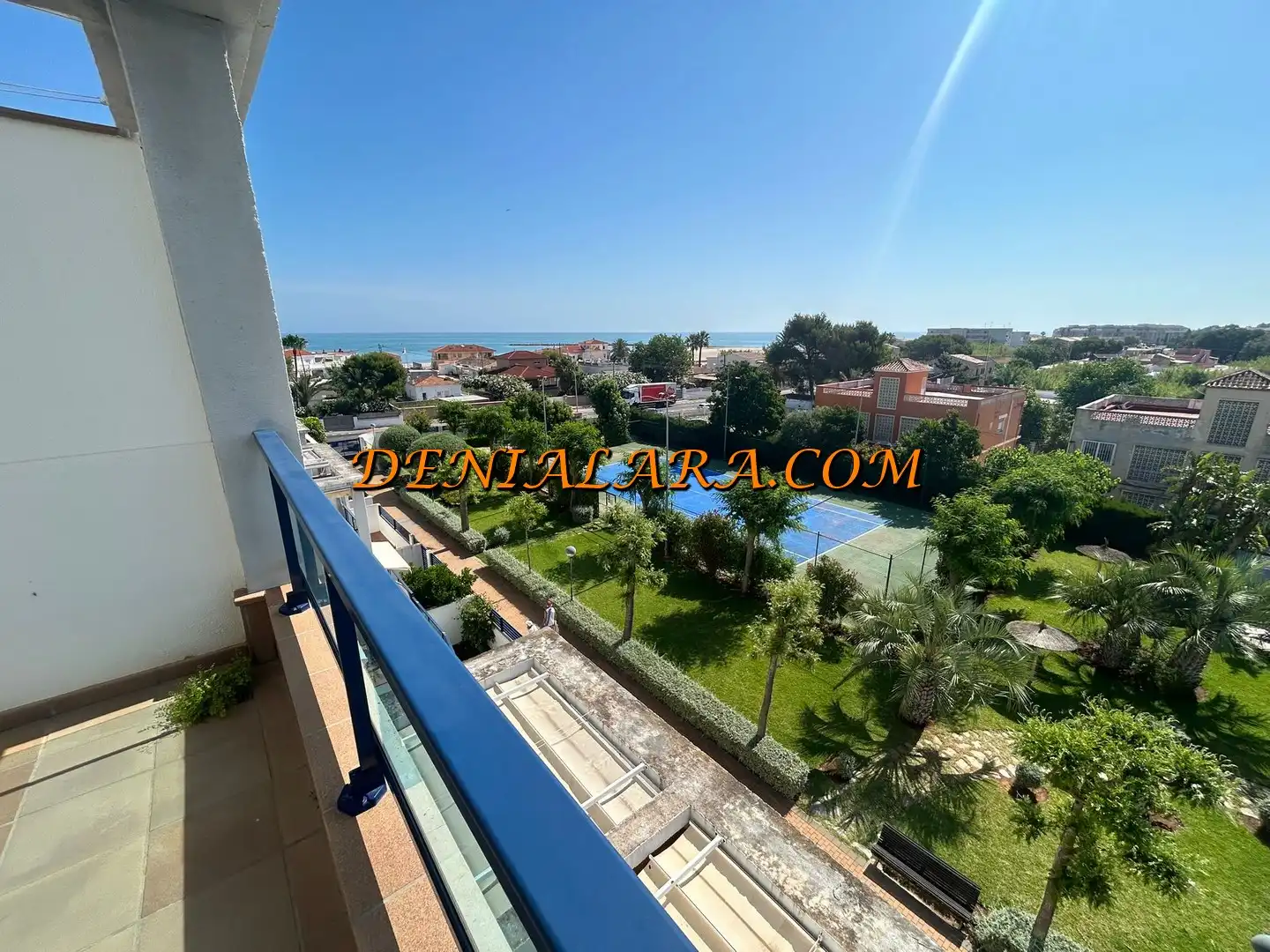 Vista exterior de Ático en venta en Dénia con Aire acondicionado, Terraza y Trastero