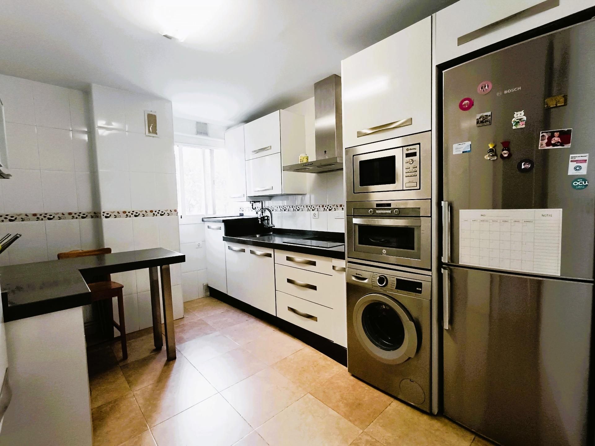 Cuina de Pis en venda en  Sevilla Capital amb Aire condicionat, Terrassa i Traster