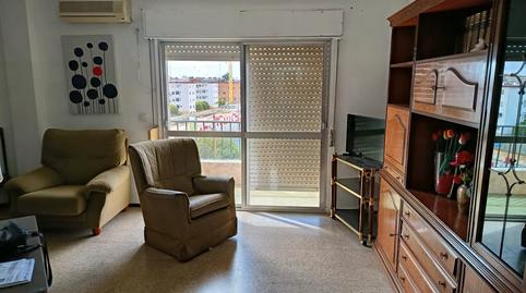 Photo 4 of Flat for rent in Av. Dr. Fedriani, El Torrejón - El Cerezo,  Sevilla Capital