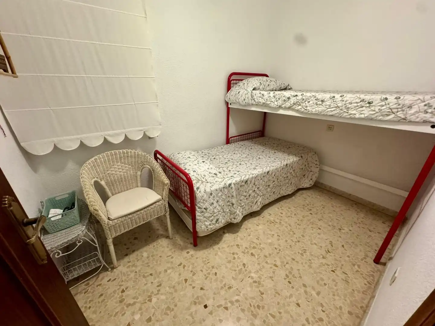Habitación de Planta baja en venta en Punta Umbría con Amueblado y Balcón